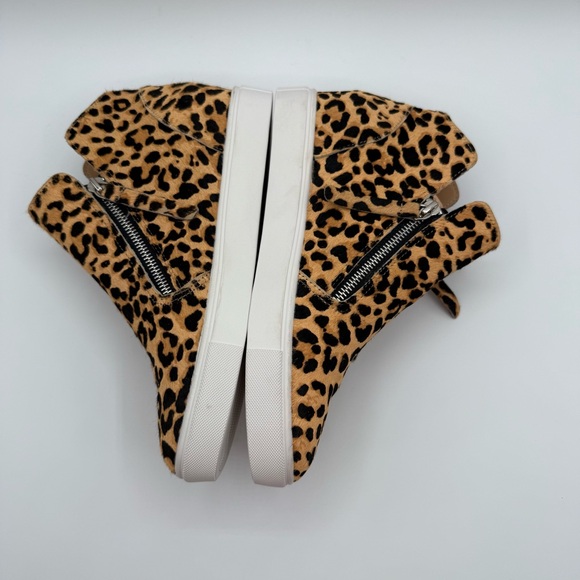 Steve MaddenWomen's Caliber Wedge Sneakers Leopard Print High-Top Sneakers SZ 10 - Picture 4 of 16